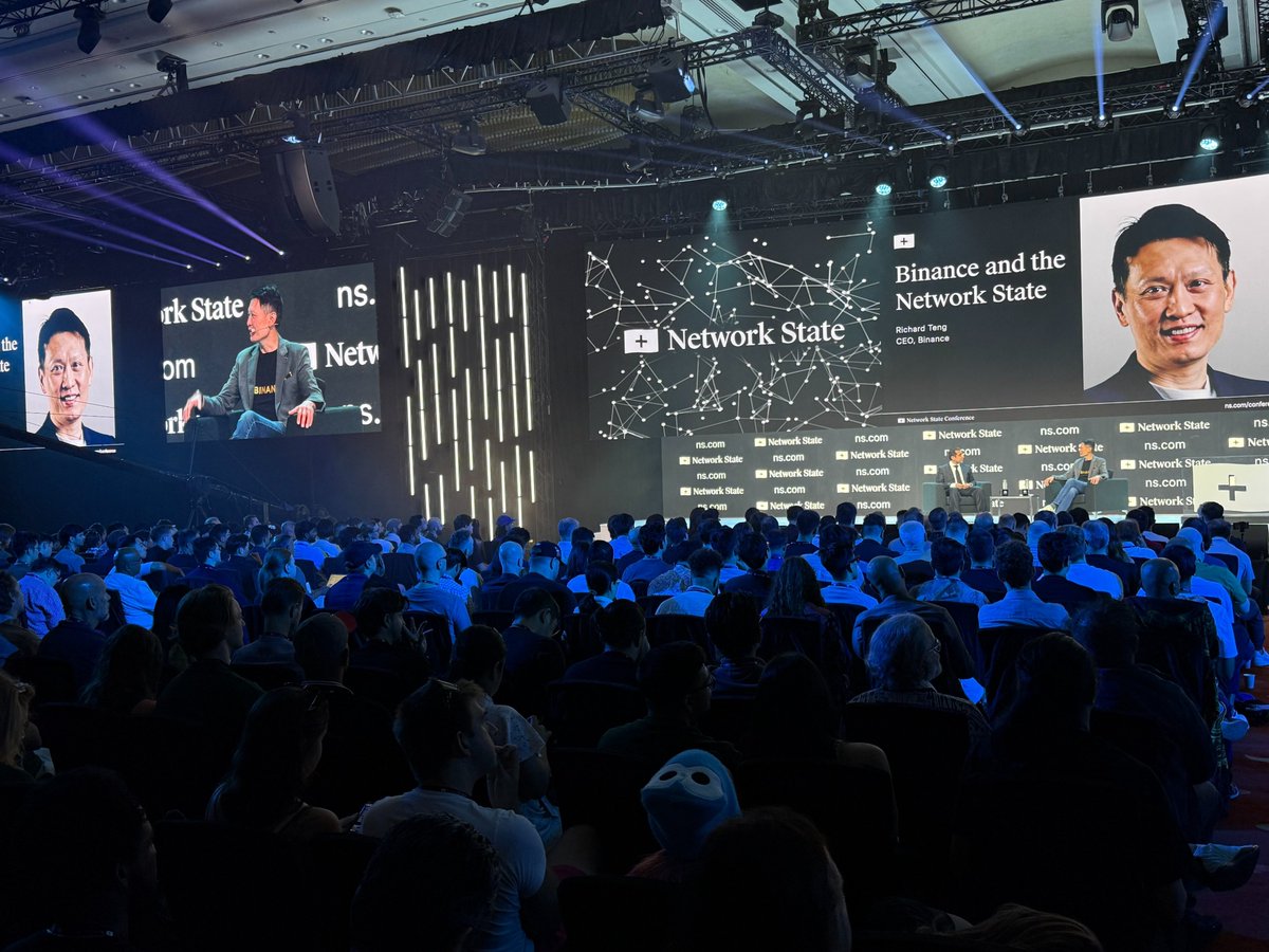 _RichardTeng's tweet image. Early start at the @thenetworkstate conference. 

Always great to exchange ideas on the future of decentralization.

Thanks for the thoughtful conversation, @balajis!