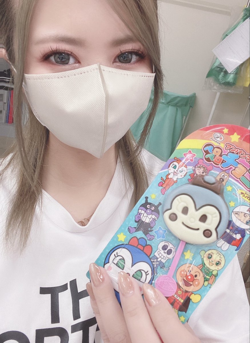 gosho_hima's tweet image. こんにちみ〜🍎
最近噂のコキンちゃん!!
あったはんで買ってまったじゃ🤤🩷
これは本日のおやつ😎💗
今日もけっぱるど〜🥺✨
へばっ😉✨