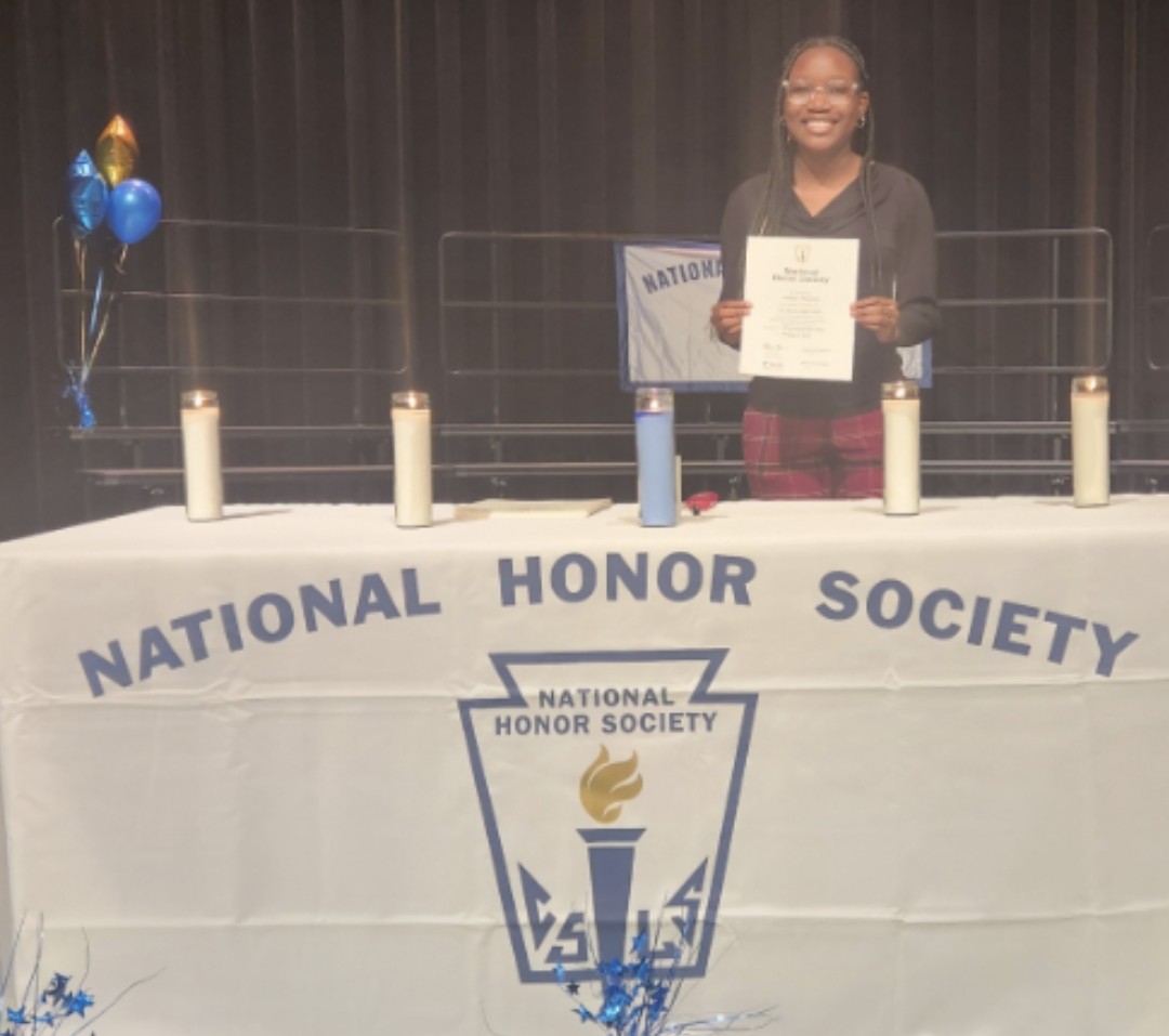 IrBound's tweet image. Congratulations to Addy Flemming on being inducted into the Honor Society at Vero Beach High School tonight! 

Your hard work and dedication continue to shine. We’re so proud of you! 
#honorsociety #vbhs #futureleader