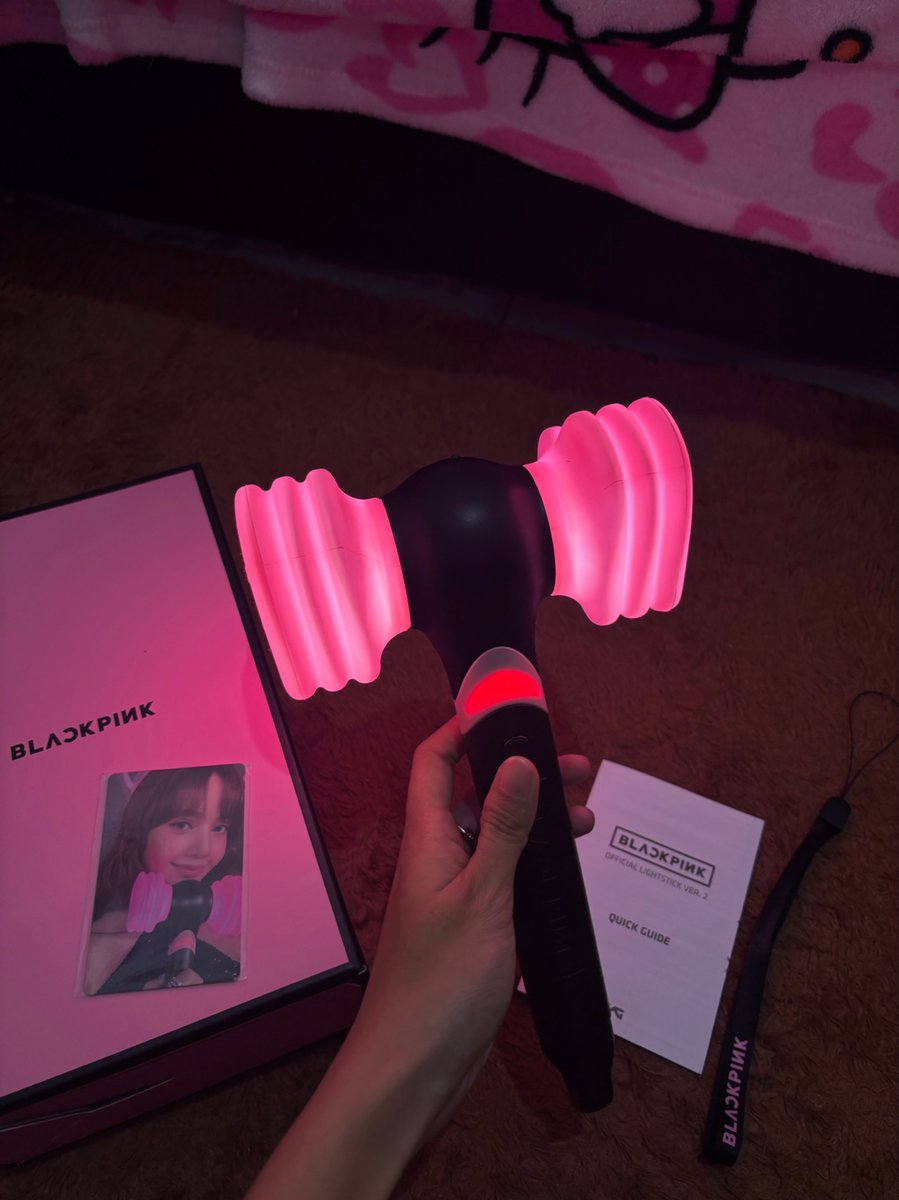 shinydumbb's tweet photo. WTS LS BLACKPINK VER 2
Belum pernah dipake‼️
Unsealed‼️
Damage box tp masih bisa buat simpen LS nyaaa bestt

Include :
- Box, guidebook, strap, photocard official

📌DOM KEDIRI
📌COD⁠ / Kirim manual / via 🍊
💸500k

#wtsls #DEADLINEinJAKARTA #BLACKPINK #WTs https://t.co/LGXPF1uHzL
