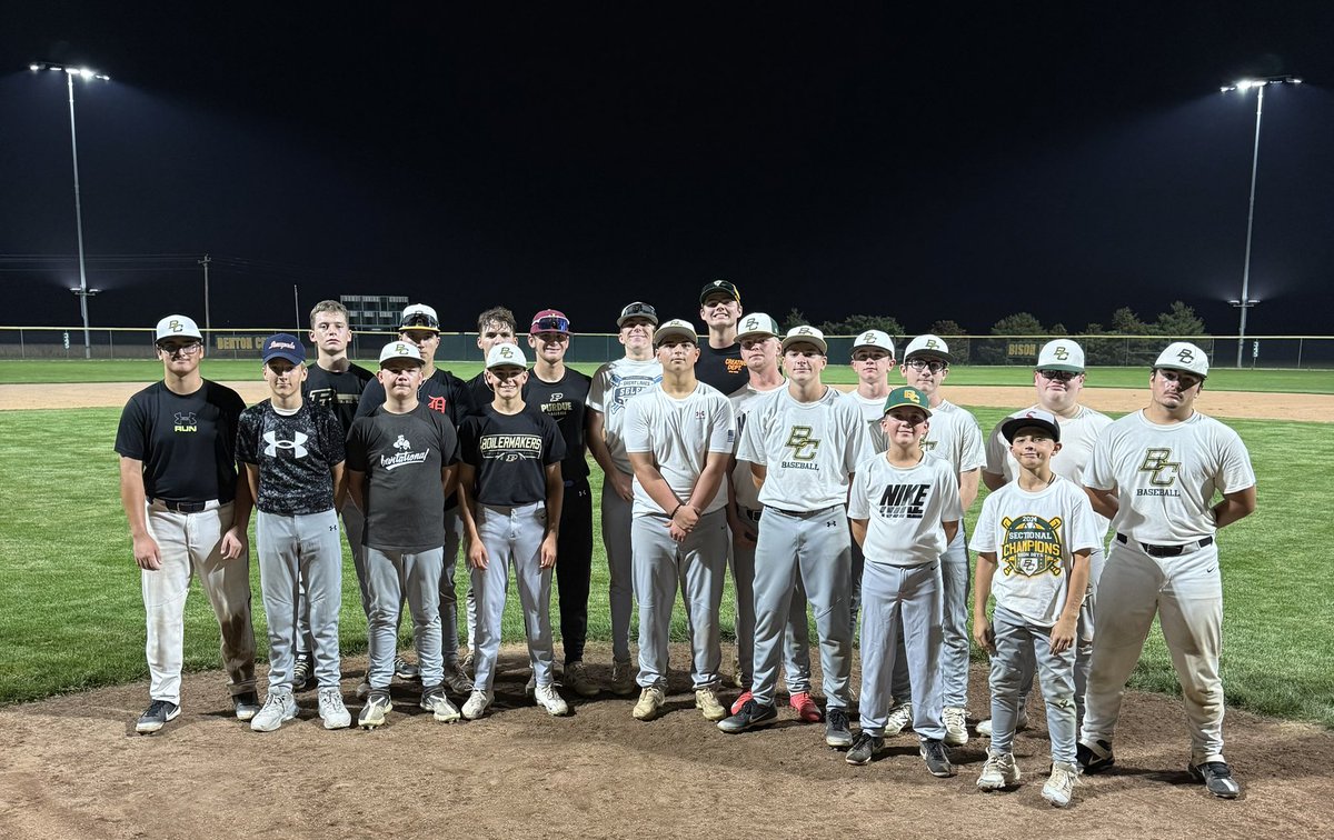 10/02/25
Fall Ballin’🍁⚾️ 
Busy in the Lab 🧪 
Intrasquad Scrimmage 

Beautiful fall evening to take in some live reps. Proud of the hard work and dedication from our JH and HS players.

#BisonBoys X <a href="/BC_BisonAD/">Benton Central Athletics</a>