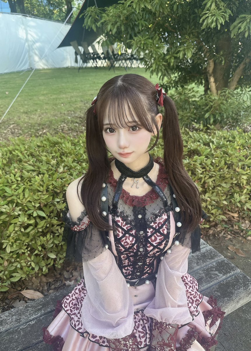 MYUMYU_48's tweet photo. おはようございます  🎀🪞

本日𝘁𝗲𝗮𝗺 𝗠  " Mのサイン公演 " 千秋楽
2年間 お世話になった チーム も ついに
この 10人で 別れを告げます (^_-)🌙♡

ペンライト は  水色 ✖️ 白色 🪄 ᯤ 
魂のコール は みゆちゃん で お願いします .’ https://t.co/d7OxZ5oXkG