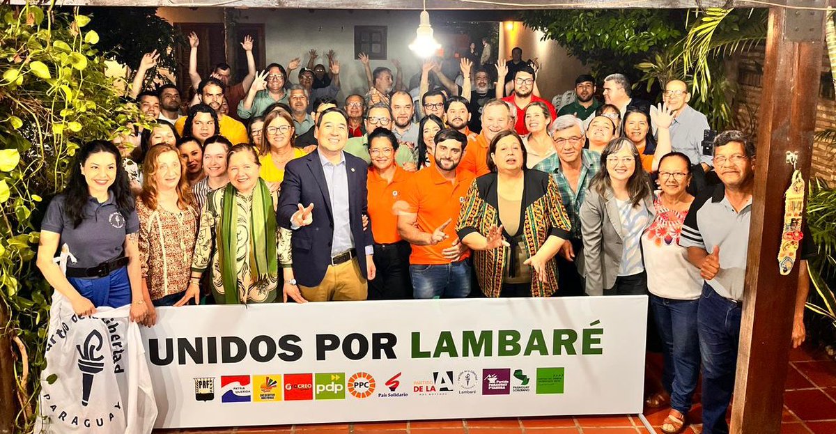 🔴OPOSICIÓN OFICIALIZA ALIANZA UNIDOS POR LAMBARÉ 

◾Esta noche quedó conformada la alianza que une a 12 partidos políticos bajo un mismo objetivo: construir una alternativa sólida para las próximas elecciones municipales en Lambaré.

◾El acto contó con la presencia de