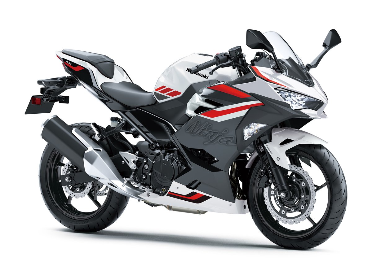 PLAZA_GUNMAOTA's tweet image. おはようございます!
NINJA400/250 Z400/250 2026年モデル発表されました!
2025/11/01発売予定となっております!
詳細は下記メーカーホームページご覧ください!
kawasaki-motors.com/ja-jp/
#カワサキ #NINJA #Z #バイク #カワサキプラザ
#kawasaki