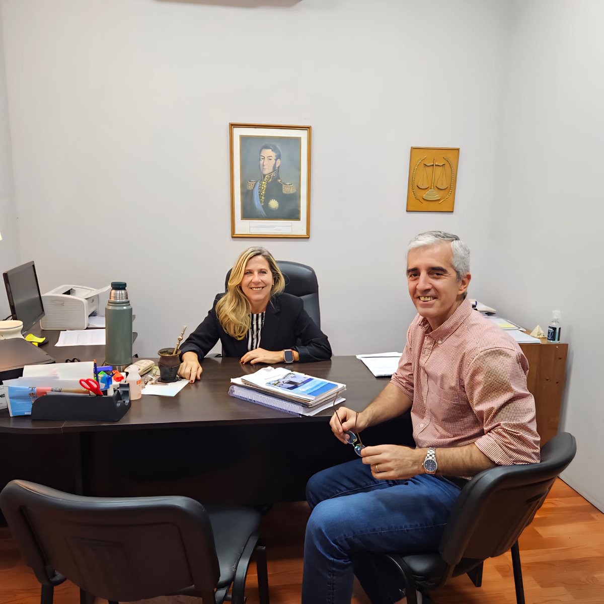 Recibí la visita de <a href="/caitoleconte_/">Ricardo Caito Leconte</a>, electo diputado provincial.

Juntos reafirmamos nuestro compromiso con una provincia que defienda la vida, la #libertad, la propiedad y que trabaje siempre con transparencia y responsabilidad.

Porque solo con reglas claras y honestidad podemos