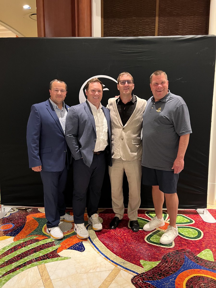 RyanSilver1's tweet photo. Appreciate Murray State AD Nico Yantko and Murray State GM Ernie Kuyper attending and speaking at 2025 Silver Waves Media future of NIL Power Conference. Yantko one of most impressive ADs in America.  #silverwavesmedia. #futureof NIL https://t.co/NZnSnENAOj