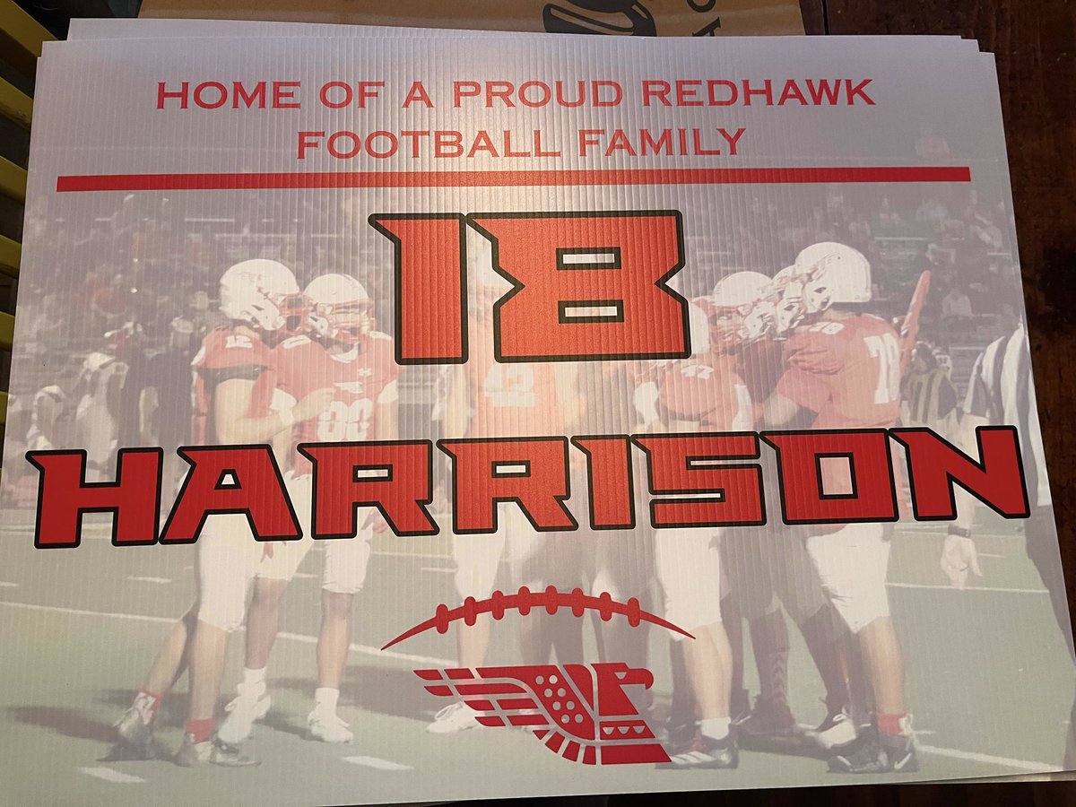FootballWNHS's tweet image. Mid-season brag on our amazing parents. They fill the stands, have awesome swag and yard signs. They really step up by helping feed the players on Thursday nights after practice &amp;amp; Fridays before games!!! We have the best parents in the City  #HammerOn #WeAreNorth @WichitaNorth259