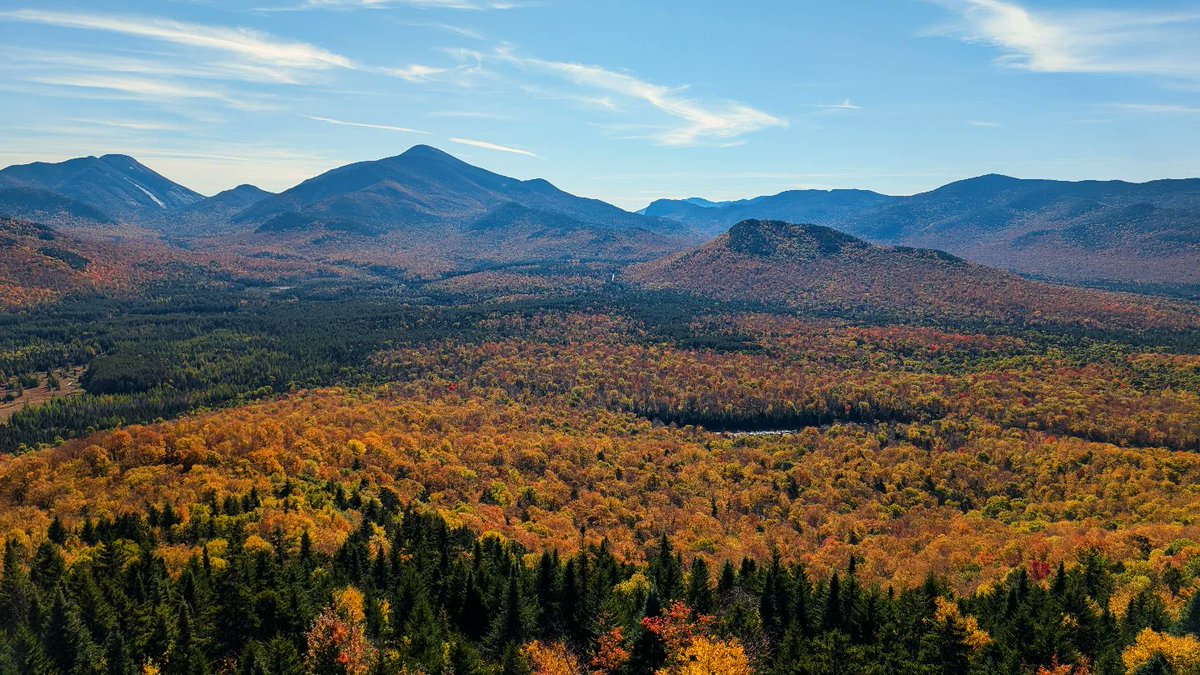 WeatherManFinn's tweet photo. Today was absolute October perfection πππβ°οΈadk #adkmountains #pureadk #adirondacks #upperrightusa #exploreny #ilovenny #ospreypacks #hiking #ispyny #518wx #lakeplacid #foliage #fall #nylovesfall https://t.co/JNTdiu6cB0
