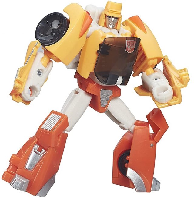 I love how even though Wheelie’s one of the most hated tf characters ever, most of his toys have actually been really good and he has a better track record than a lot of legacy characters.