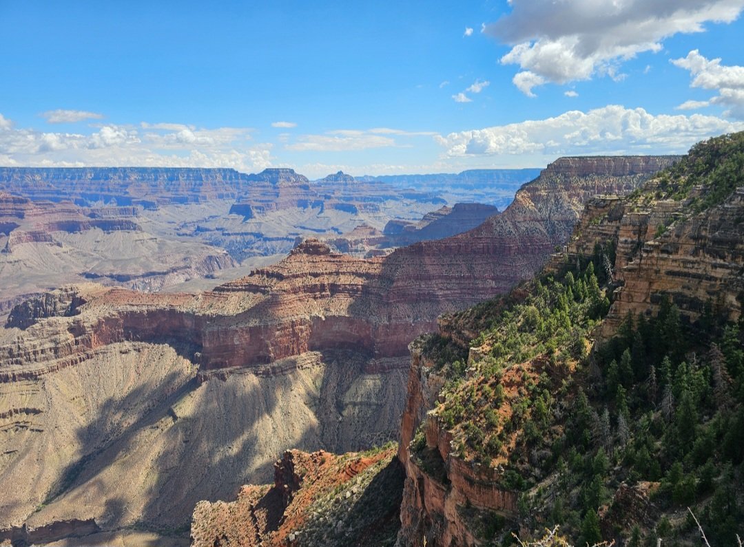 Breathtaking Grand Canyon views 🌄✨
Small group tour from Las Vegas with stops at Hoover Dam &amp; Route 66 🚐
topcanyon.tours
#grandcanyontour #route66 #hooverdam #smallgrouptour #toursfromlasvegas
