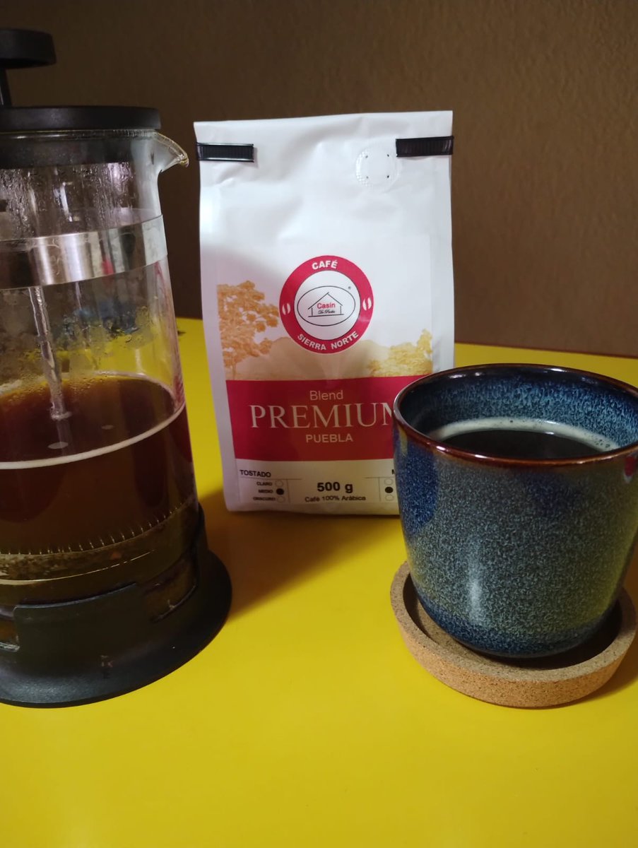 cafecasin's tweet photo. #Octubre es de ⛈️ lluvias, pero también con el cómplice perfecto para esos días dónde el respiro es necesario y el elixir es obligatorio. 

A cerrar la Semana! ☕✅ Con nuestro Blend Premium. 

📸 Gaby Castellanos 😊 https://t.co/FnDeUOd6f7