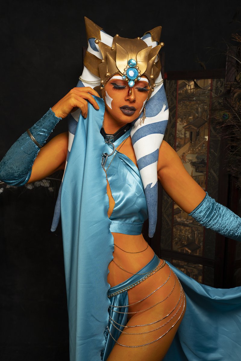 ive been a bit quiet on socials for a while, but still have new delicious ahsoka content going up on OF, plus new twilek explicit videos 👀👀