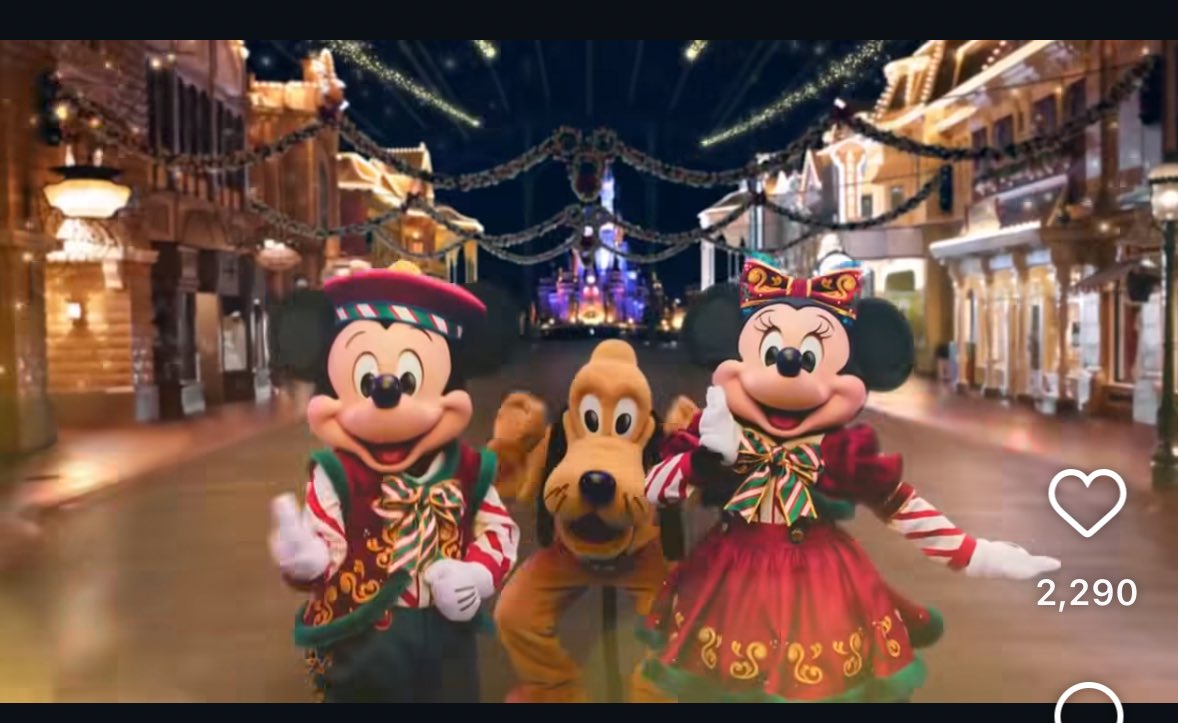 MythicaMinnie's tweet photo. 衣装可愛すぎてどうしよう😭😭😭😭😭😭😭😭😭😭😭😭😭😭😭😭😭😭😭😭😭😭😭😭😭😭😭😭😭😭😭😭😭😭😭😭ものすごくサンタ村感あるしほんとにクリスト後継に求めてた東京ディズニーランドのクリスマス😭😭😭😭😭😭😭😭😭😭😭😭😭😭😭😭😭😭😭😭😭😭😭😭😭😭👏👏👏👏👏👏👏👏👏👏👏👏👏👏👏👏👏👏👏👏👏👏 https://t.co/6Hhy8tbYML