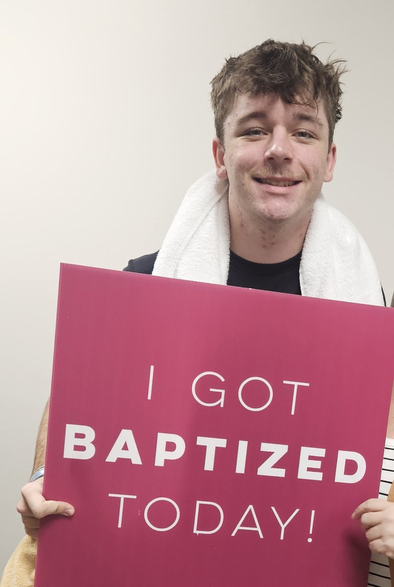 Forrest Davis tweet media