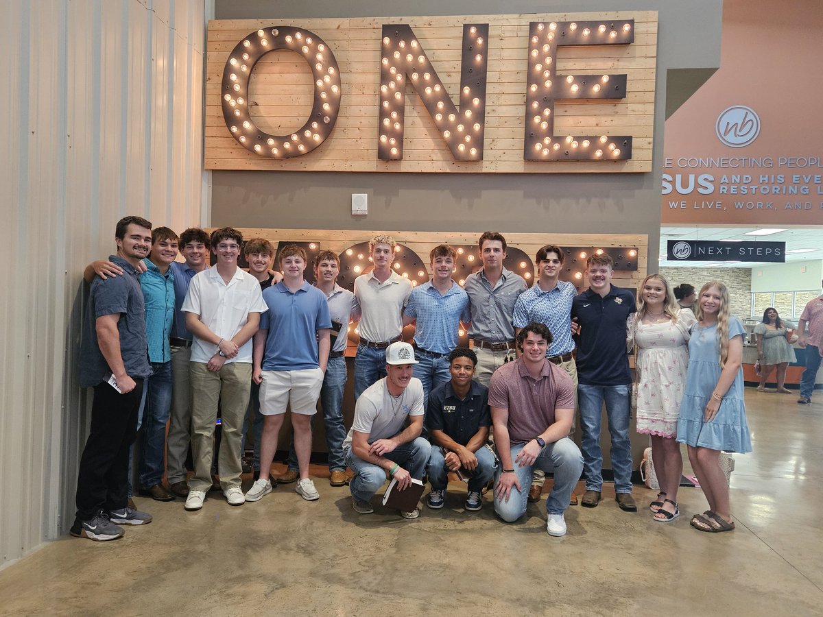 Forrest Davis tweet media