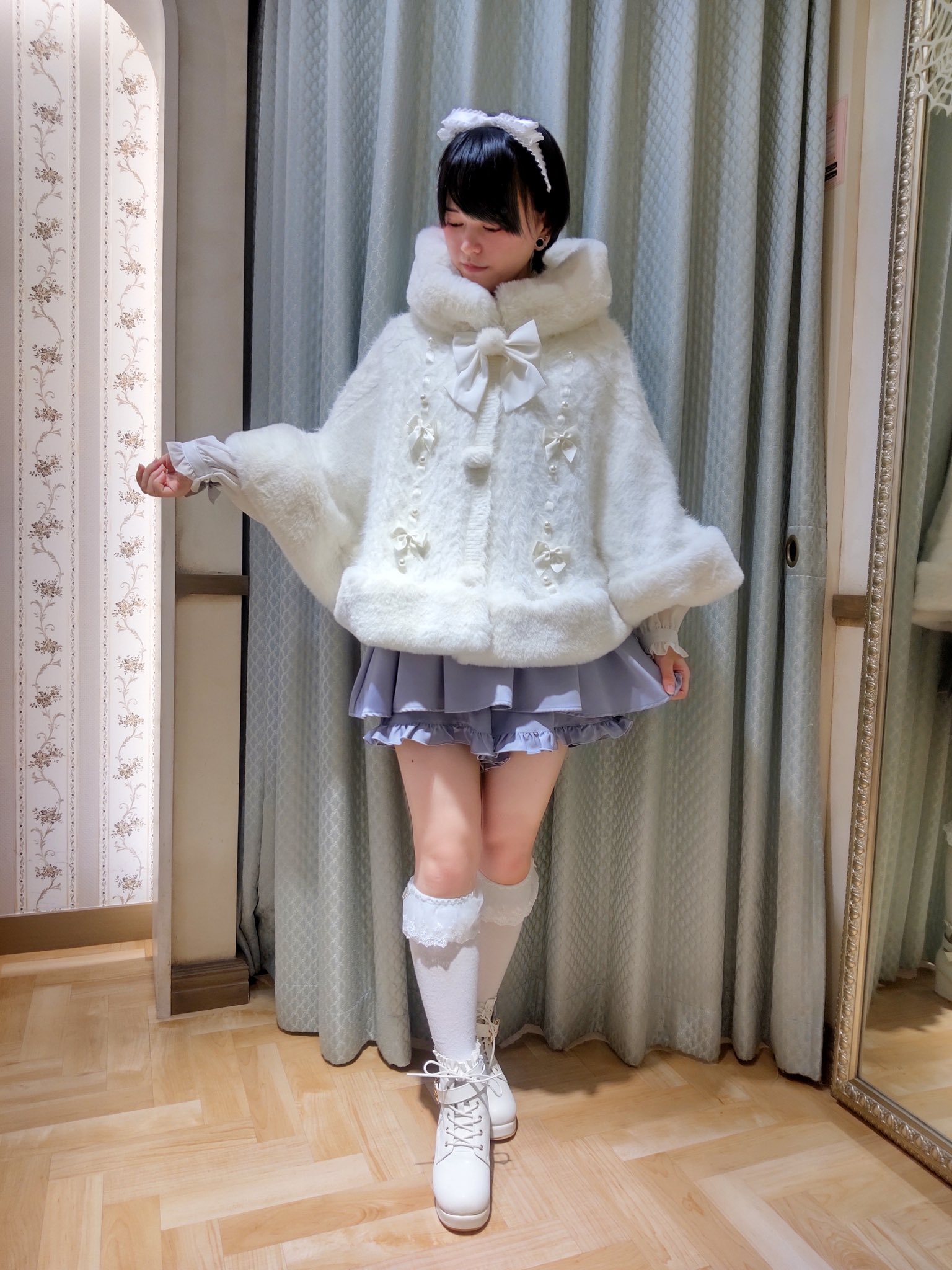 L*a様 Amavelハートケーブルニットファーポンチョアイボリー ハートケーブル編みニットポンチョ （9351884046567）– Amavel