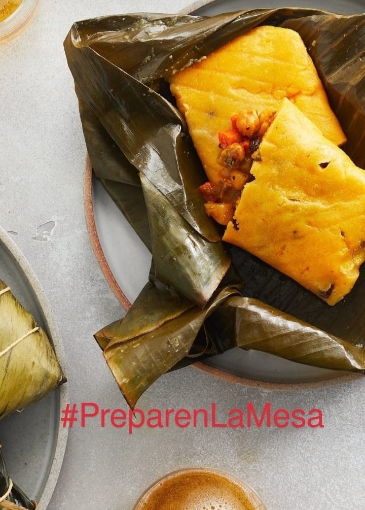 columanasbj's tweet photo. @AliciaCastroAR Saludos Alicia, hermana de la Patria Grande, le invitamos a las navidades en Venezuela para que se coma unas deliciosas hallacas #PreparenLaMesa
#UnleashDracarys 🔥🐉 https://t.co/gO5gVgNAEa