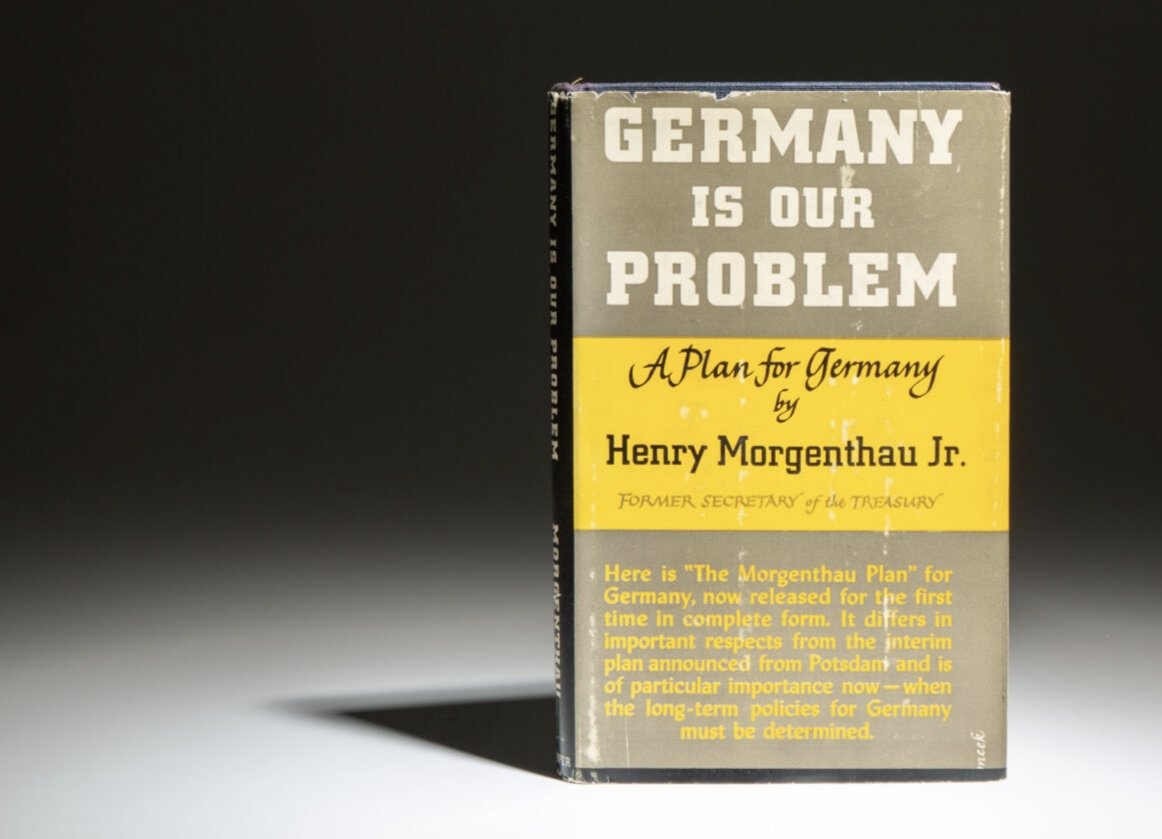 Jakob_Reimann's tweet image. Jedes Jahr am 3. Oktober kullert mir eine Träne übers Gesicht, weil sich Roosevelt und Churchill damals gegen den #Morgenthau-Plan entschieden, Deutschland in einen deindustrialisierten, entmilitarisierten Agrarstaat zu verwandeln, von dem nie wieder eine Gefahr ausgehen kann😿