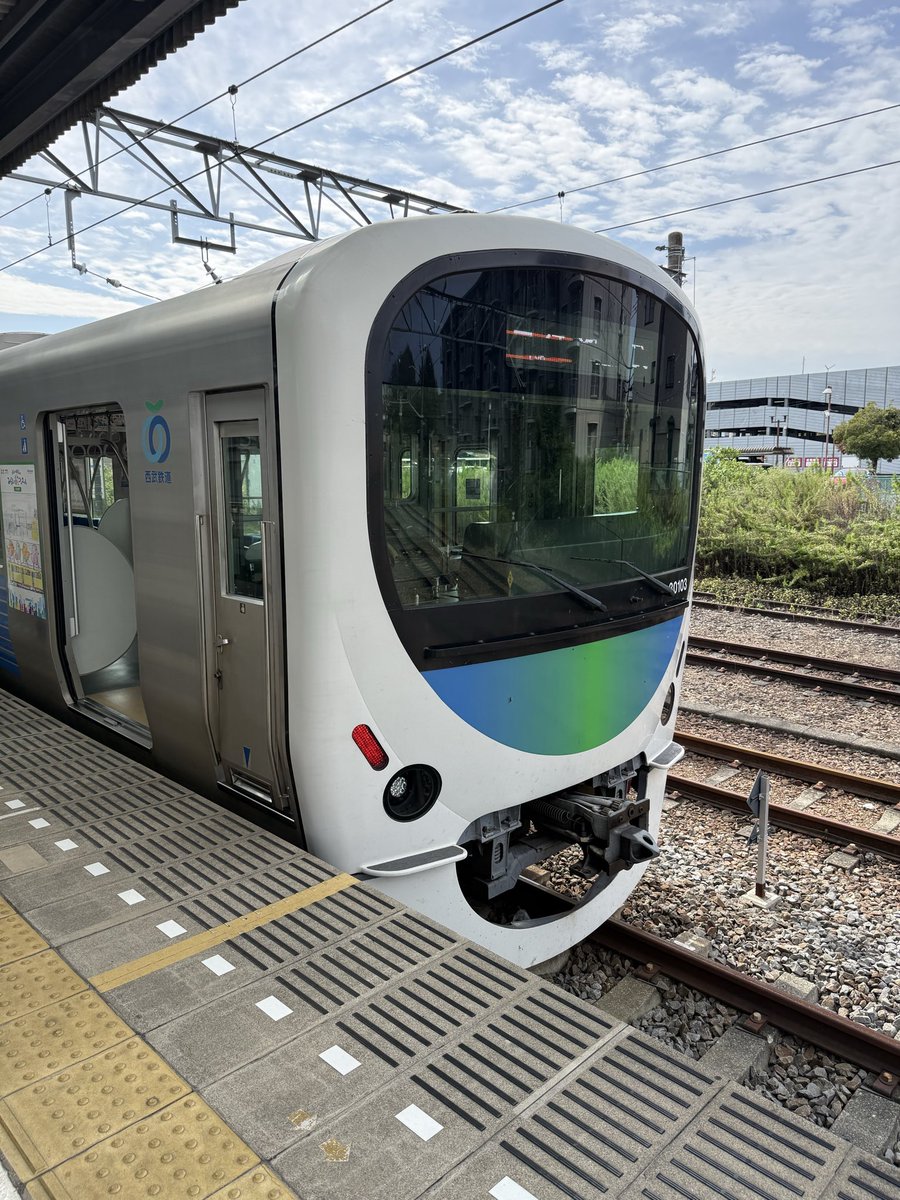 やん on X