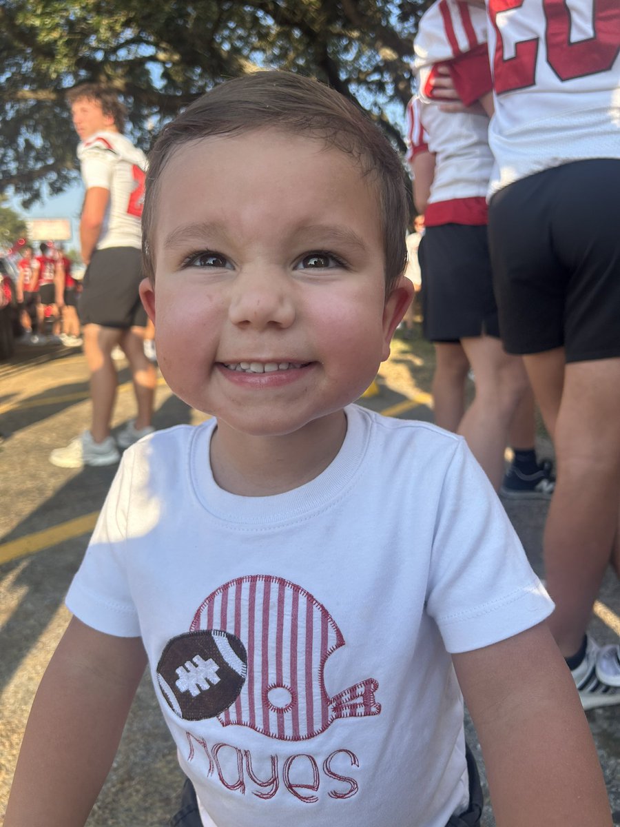 First Tomball homecoming parade for my dude