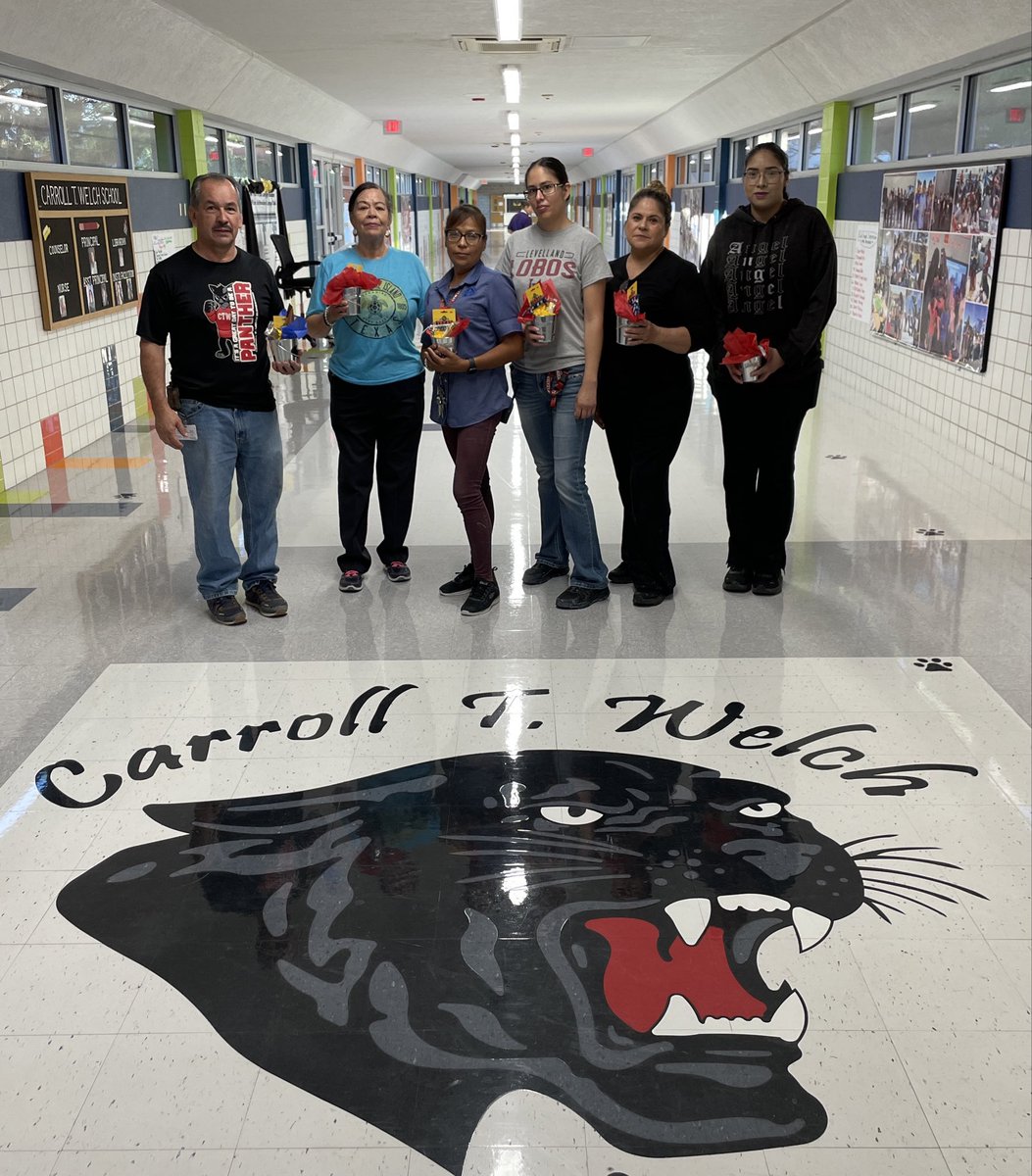 Liz Montero tweet media