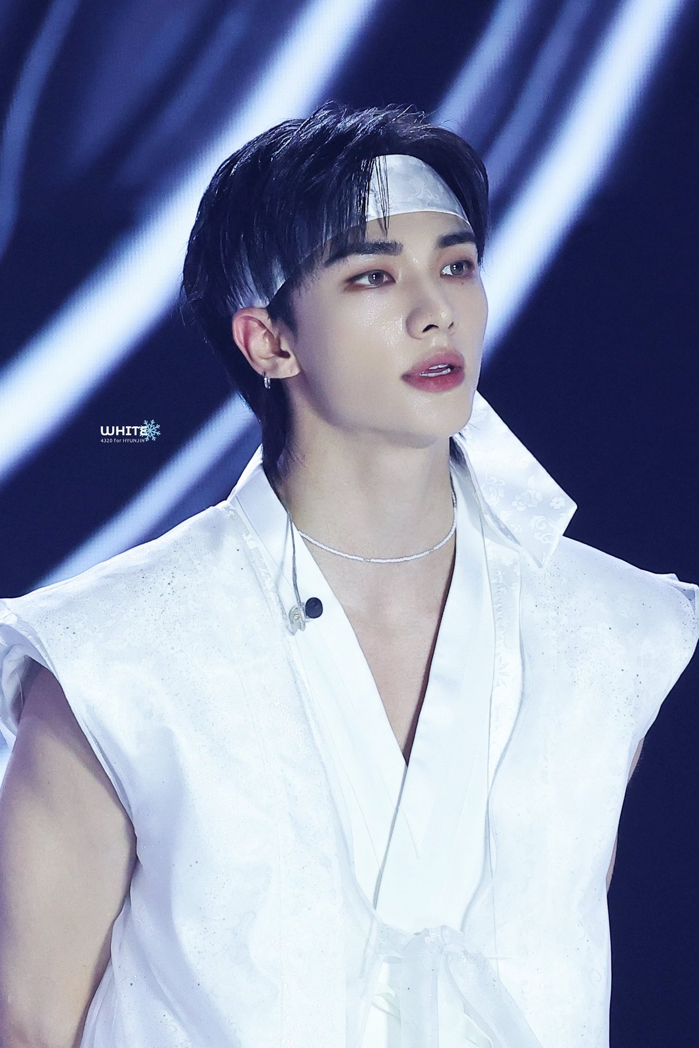 G2TUK4lboAEgxBz.jpg:large