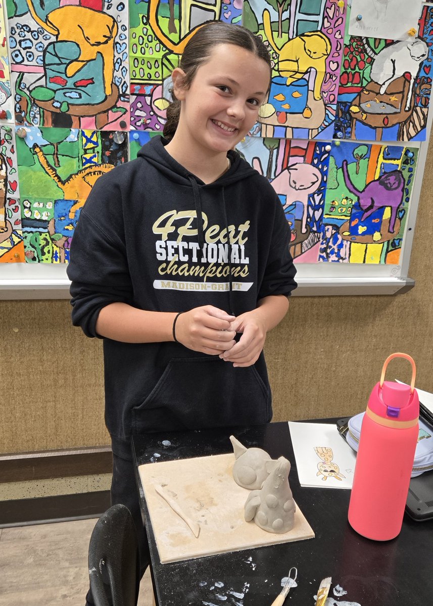 Mrs. Saathoff's 1st Quarter 7th Grade Art Rotation class is currently working on a clay bobblehead project. Looks like they are enjoying themselves. I look forward to seeing them again when they are painted and finished. #WeAreMG