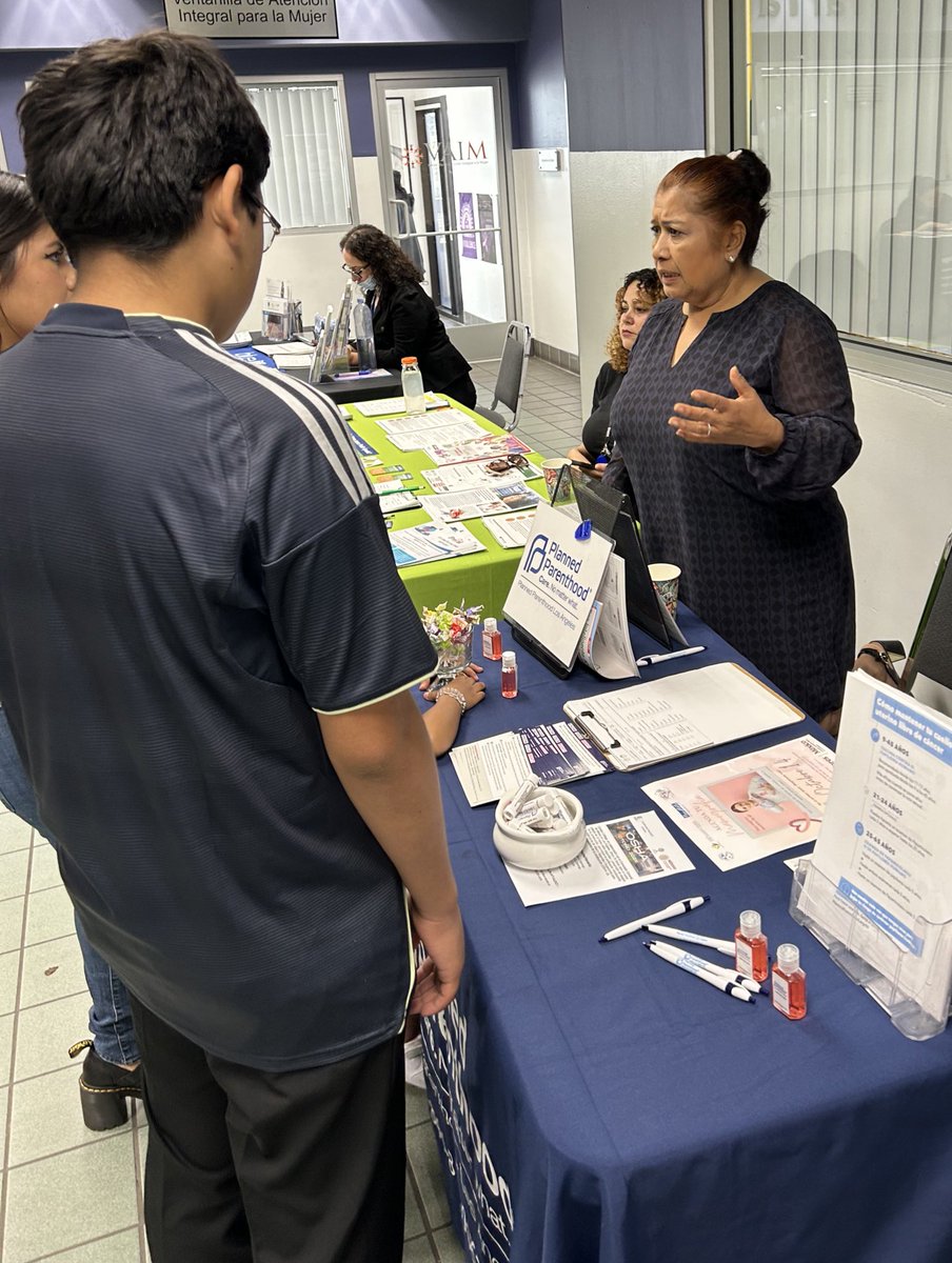 Ventanilla de Salud tweet media