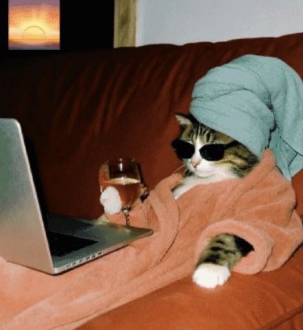 penthouseheart's tweet image. this is exactly how i plan to listen to #TSTheLifeofaShowgirl tonight btw