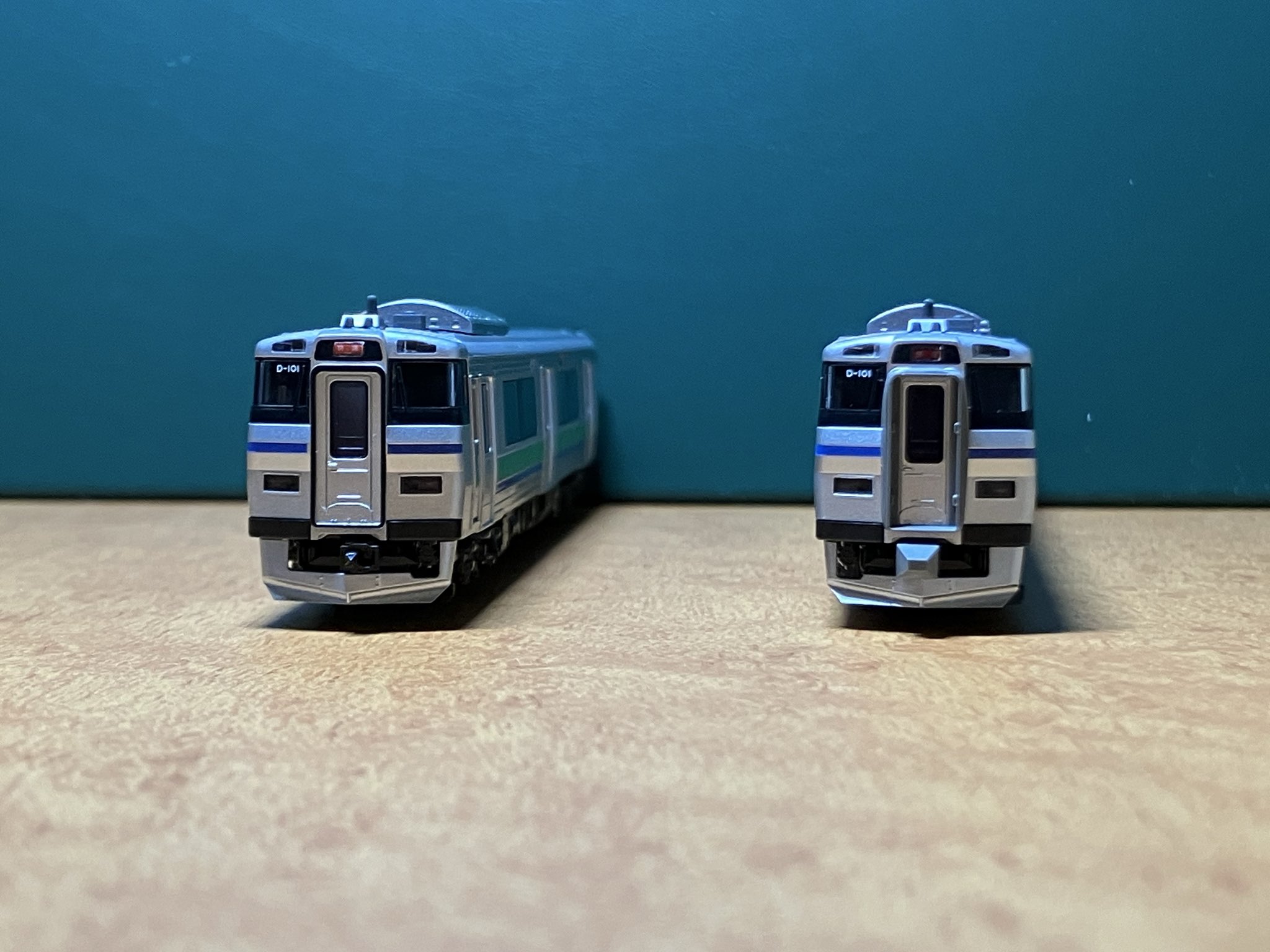 Katoキハ201 号 731系と強調運転できるキハ201系 入線です。KATO 10-499