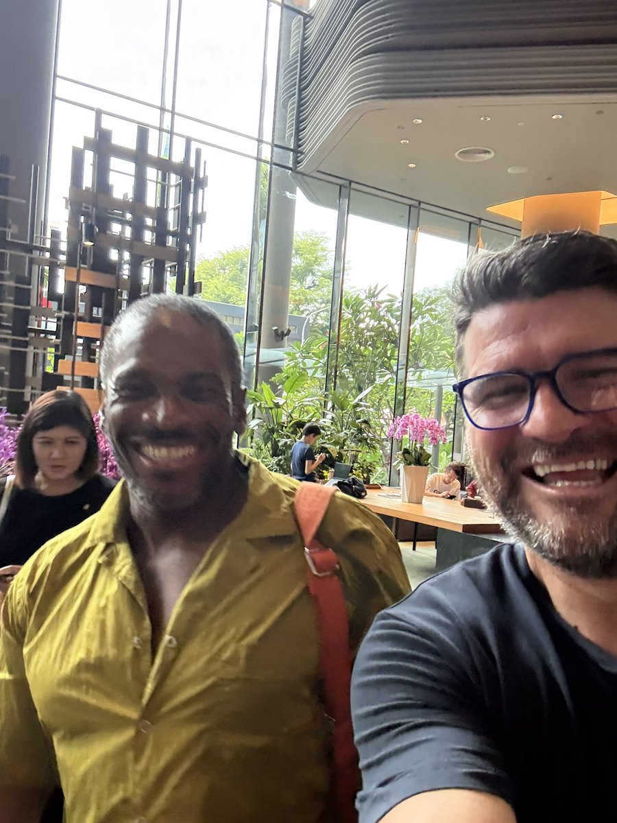 richardseiler's tweet image. Had to run to get this one  

Always smiling 😃 👏🏼

@CryptoHayes   Always brings the heat to these events 

#Frexit  anyone 😎  Brrrrrrrr