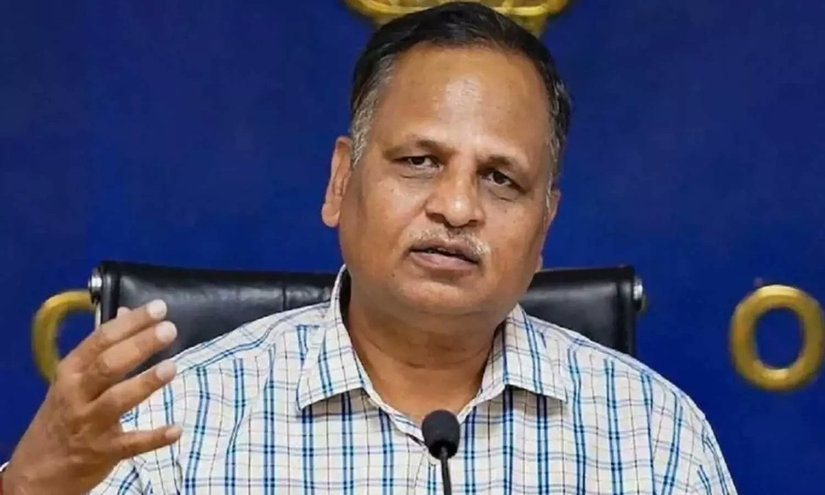 MahinderMla's tweet image. @AamAadmiParty के वरिष्ठ नेता व दिल्ली को नया स्वास्थ्य मॉडल देने वाले @SatyendarJain जी को जन्मदिन की हार्दिक शुभकामनाएँ 🎂🙏
मोहल्ला क्लिनिक जैसी ऐतिहासिक पहल आज पूरे देश के लिए प्रेरणा है।

#HappyBirthday #SatyendraJain #AAP @AAPDelhi