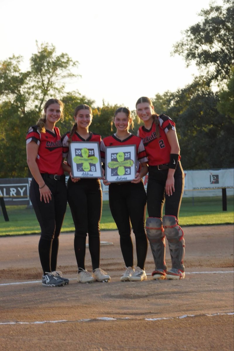 BNCavsSoftball's tweet photo. https://t.co/vgejqm6VMa