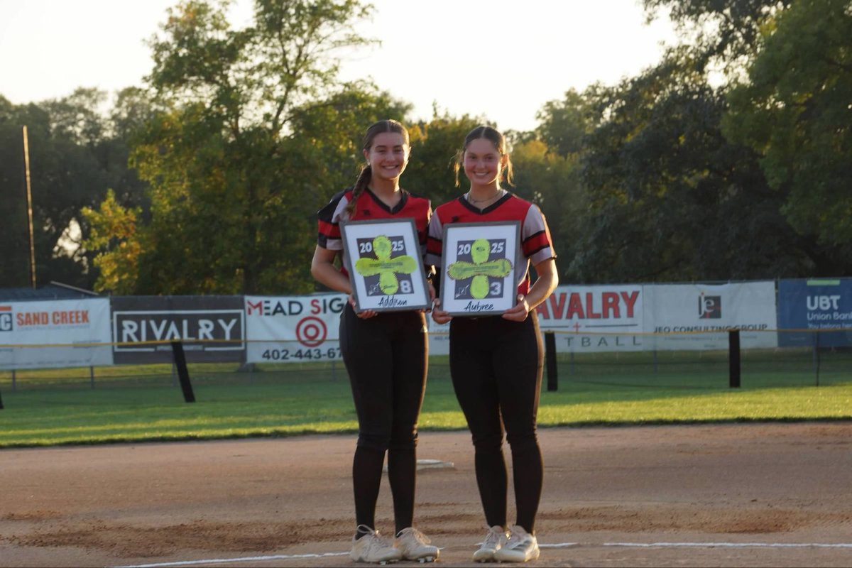 BNCavsSoftball's tweet photo. https://t.co/vgejqm6VMa