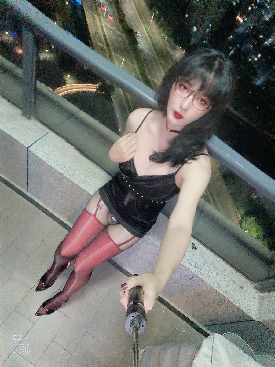 露出来了被锁住的废物丁丁 #伪娘 #药娘 #cd