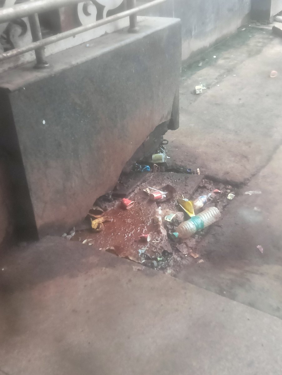 kumarparth5's tweet image. This is condition at ara railway station near entrance.. sewage is choked all dirty and meshy what employees are doing???@IRCTCofficial