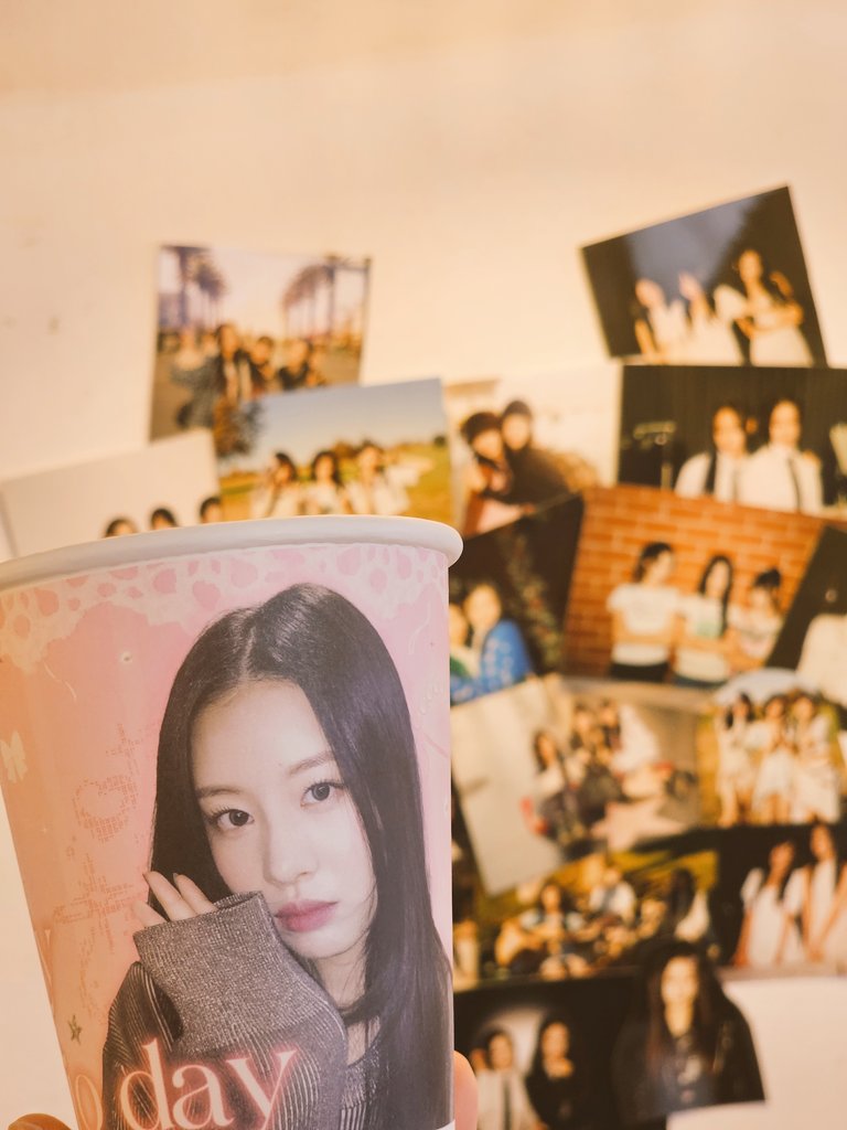 maumstoragecafe's tweet photo. #어블룸 #시오 님 #생일카페 𝒊𝒏𝒈🩷
많이 방문하셔서 함께 축하해주세요🎂

시오 님, 생일 축하드립니다ᰔ https://t.co/Fo2V8r1qQu