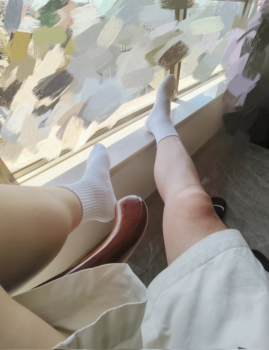 怎么会有人做到一半去擦打出来的奶泡啊，明明都要变成⛲了。结果不上不下 😡