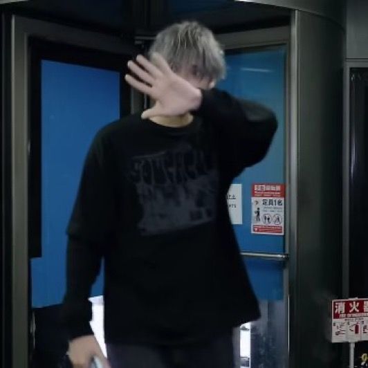 ㅤ

📍 𝘓𝘟𝘈 𝘌𝘯𝘵𝘦𝘳𝘵𝘢𝘪𝘯𝘮𝘦𝘯𝘵 𝘉𝘶𝘪𝘭𝘥𝘪𝘯𝘨

Baru sampai. Kasihan <a href="/SINGURALlTY/">DAMIEN.</a> ditinggal masih tidur.

ㅤㅤ