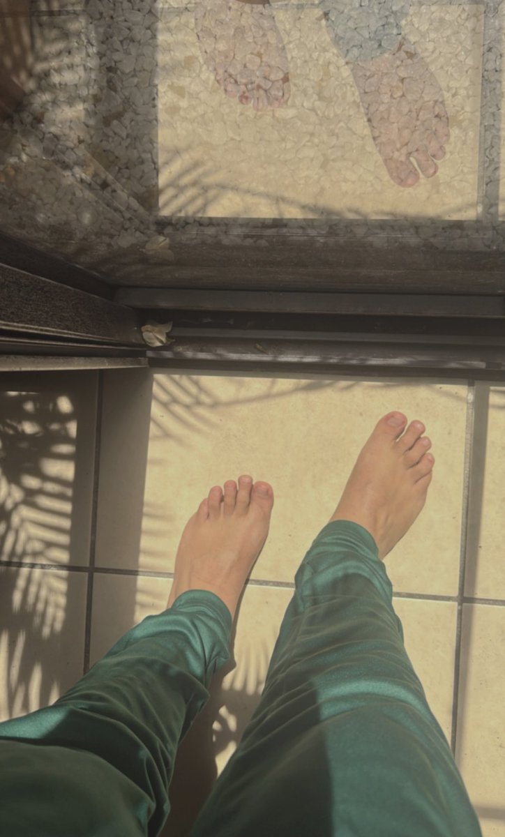 jonaxcherry's tweet photo. Reflejo de nuestros pasos 👣☀️￼ https://t.co/4NoaB57cdx