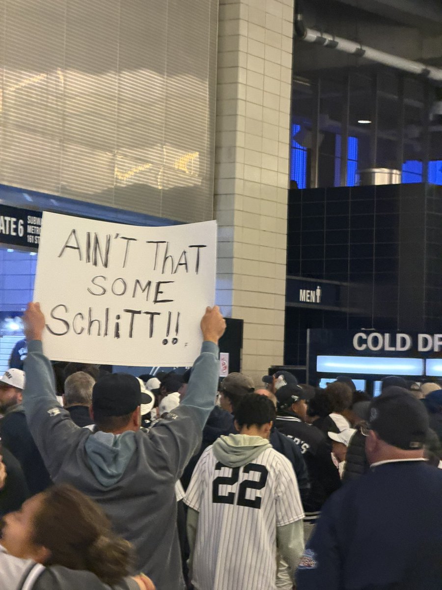 Netshead11's tweet photo. #Yankees #camschlittler #mlb https://t.co/wa0idefKIv