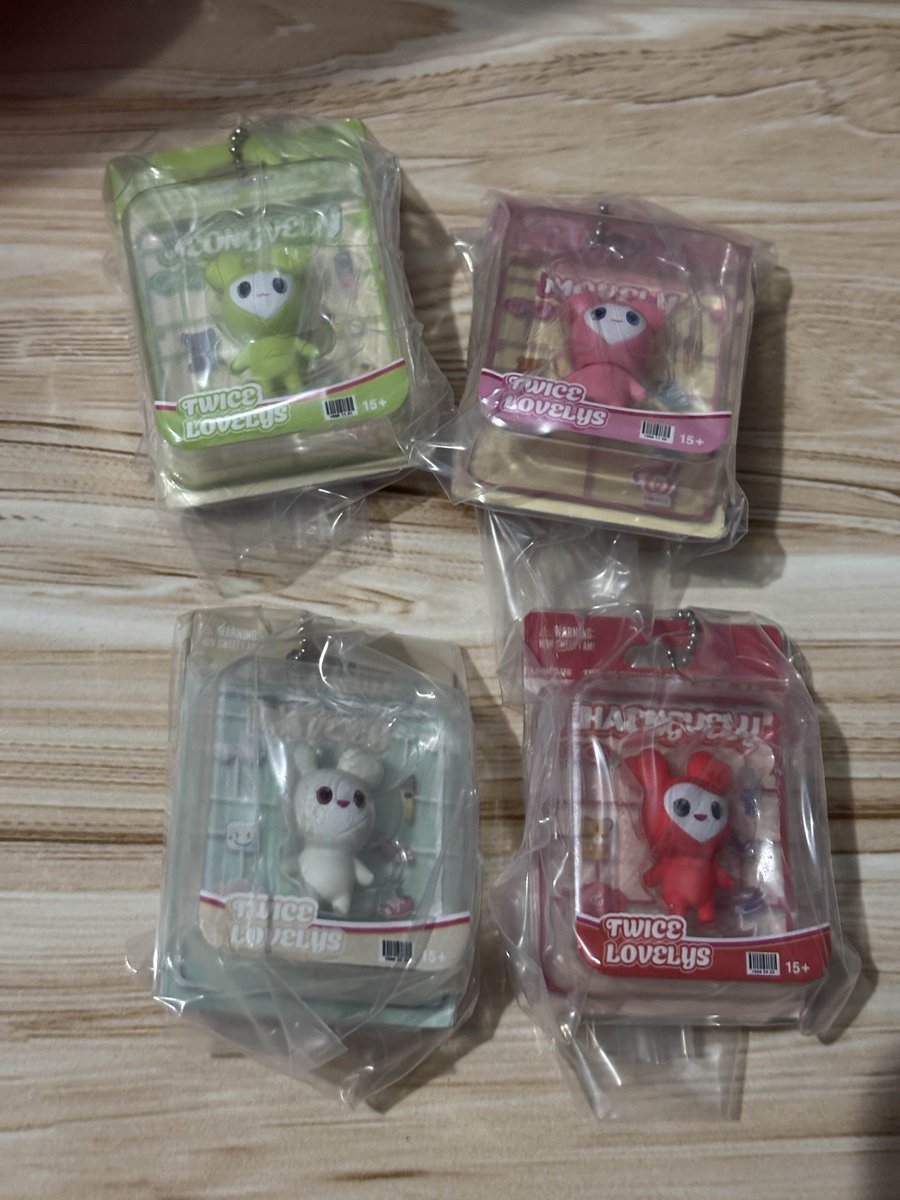 CaptXL's tweet photo. WTS LFB PH

Anyone interested on buying Twice Lovelys?

Have: 
Jeongvely
Movely
Davely - reserved
Chaengvely

 ₱200 each

Can meet up in PH Arena in Oct 4

#TWICEINBULACAN
#THISISFORINBULACAN
#TWICE_THISISFOR_WORLD_TOUR_BULACAN
#TWICE_THISISFOR_WORLD_TOUR_IN_BULACAN https://t.co/7qD9hFExXB