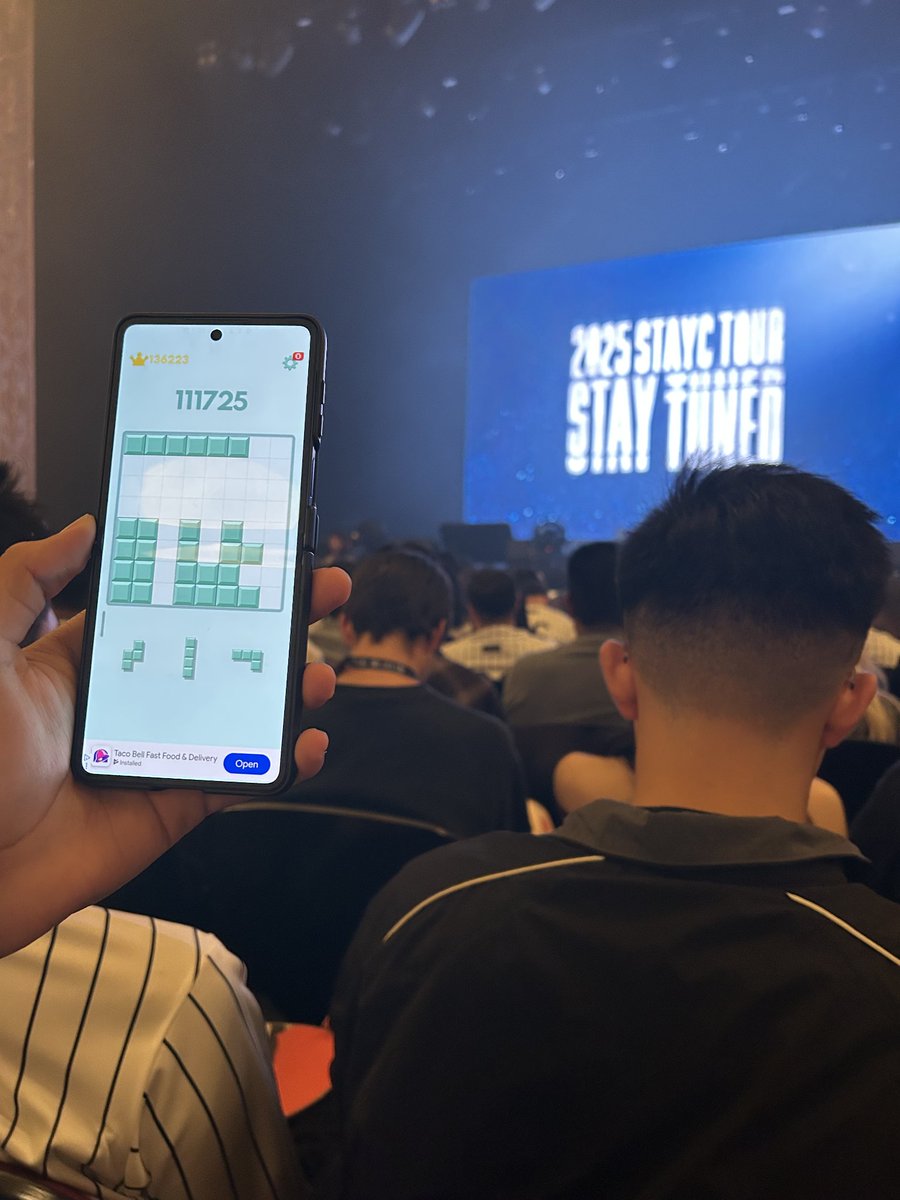 saintseeun's tweet photo. 100k just for stayc #staycinseattle https://t.co/Q1VO07ABd7