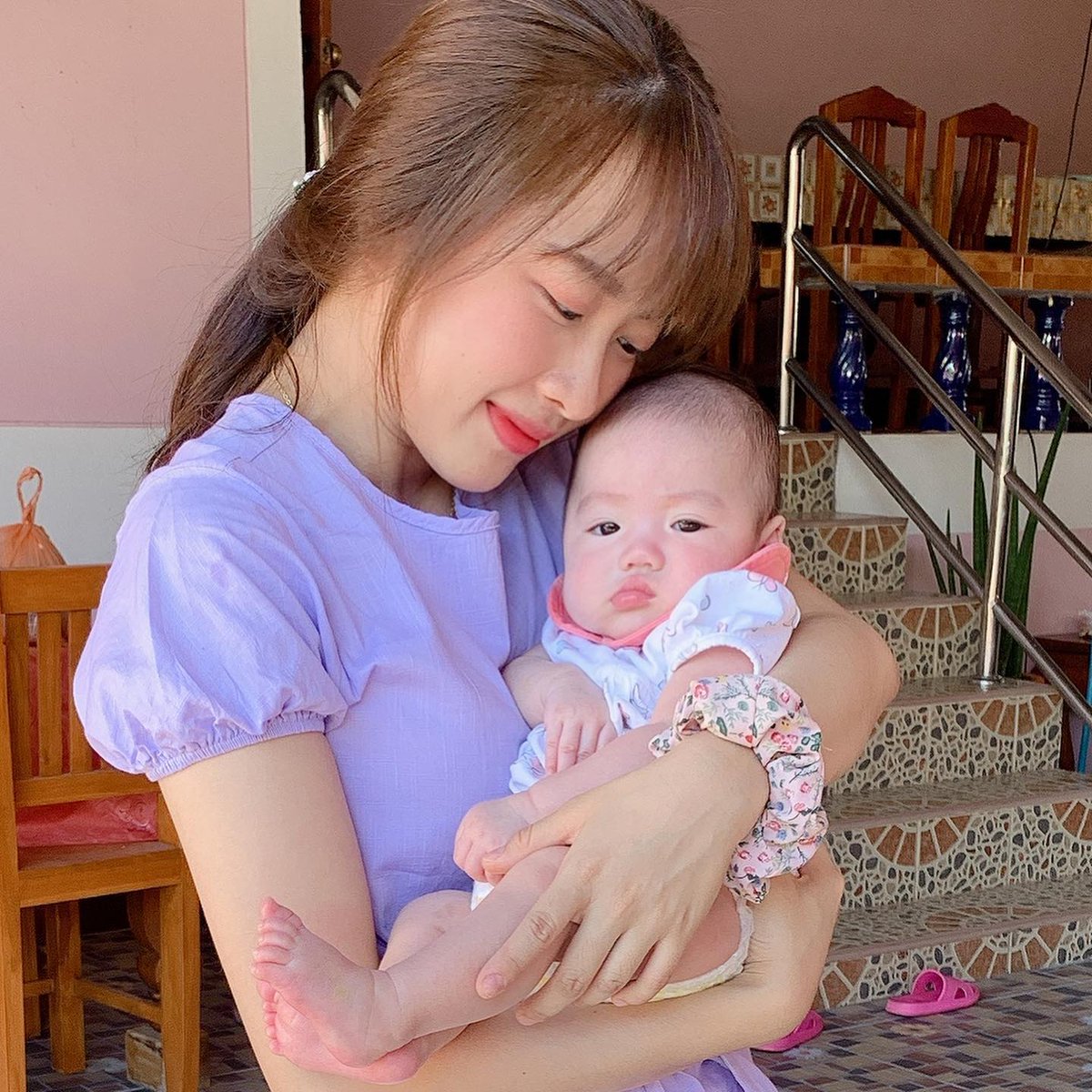 Biwmy1996's tweet photo. หลานหนูน่ารักมั้ยงับ โตมาเป็นหลานที่ดีของน้าน่ะ #เชียงใหม่ #หลานหนูน่ารัก #เพื่อนๆ https://t.co/Wi0gEzo0hs
