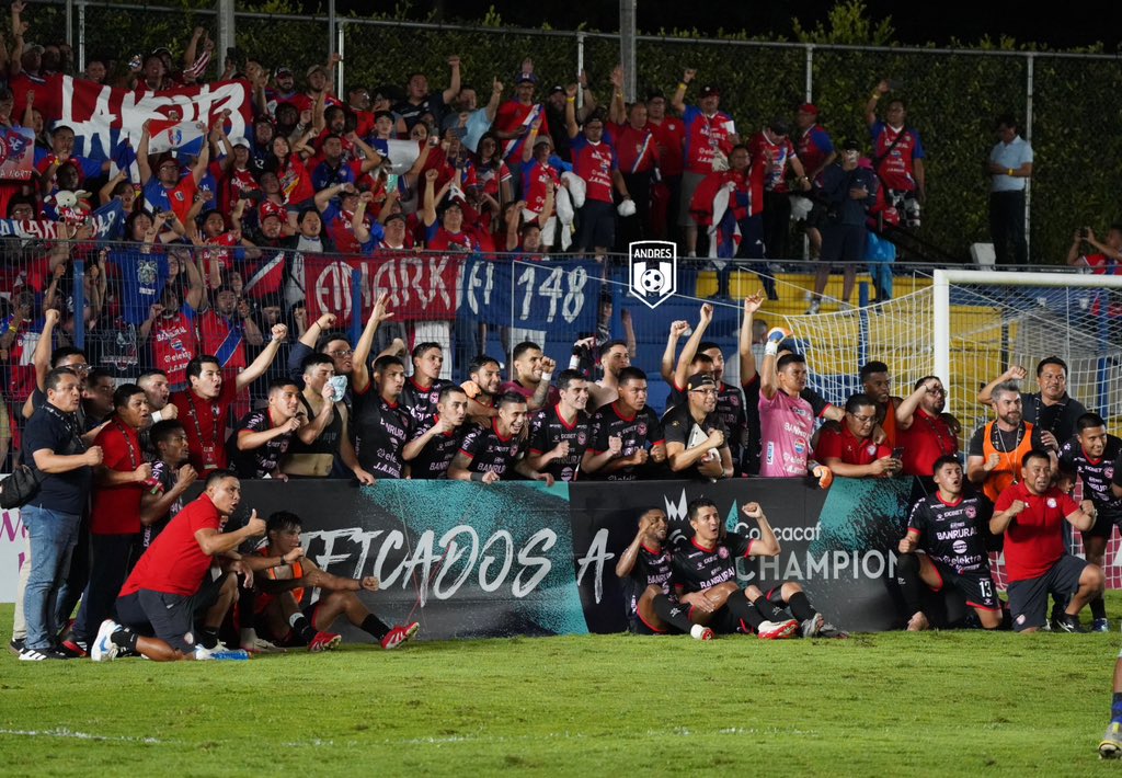 andresNadf's tweet photo. ¡LA FOTOOOOO! 🐏🏆📸
¡CLASIFICADOS A CONCACHAMPIONS!! ✅
¡CLASIFICADOS A SEMIFINALES! https://t.co/cndczCYQf2