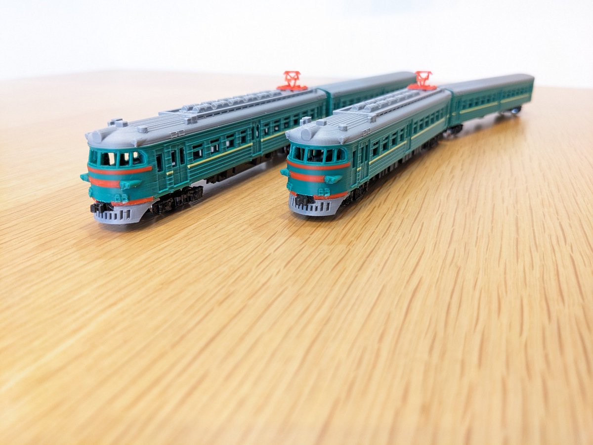 ソ連・ロシア国鉄近郊電車 エレクトリーチカER10タイプです。 1/160 N