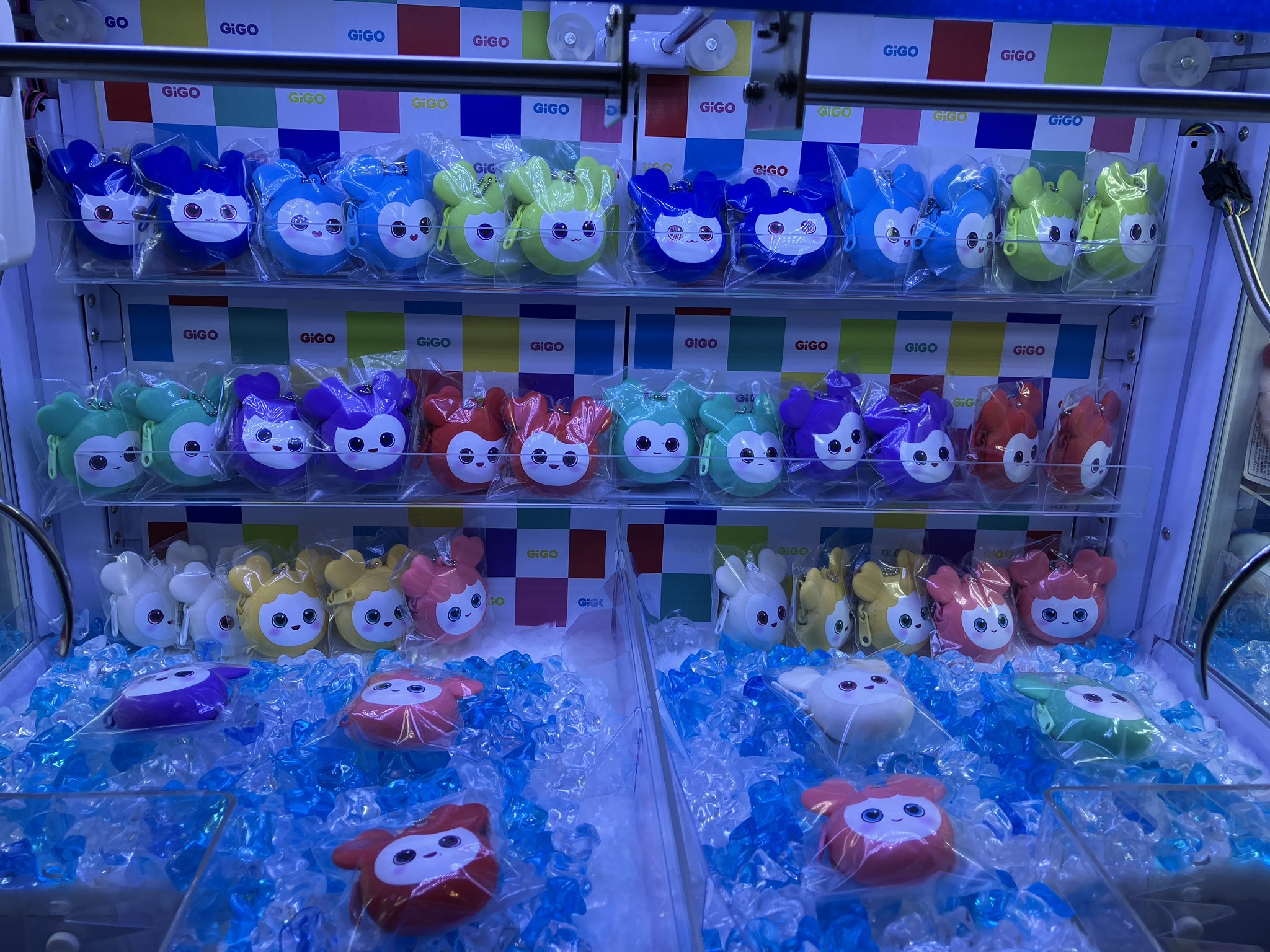 TWICE LOVERYS GiGO ミニウォレット ヘアピン TWICE LOVERYS シリコン