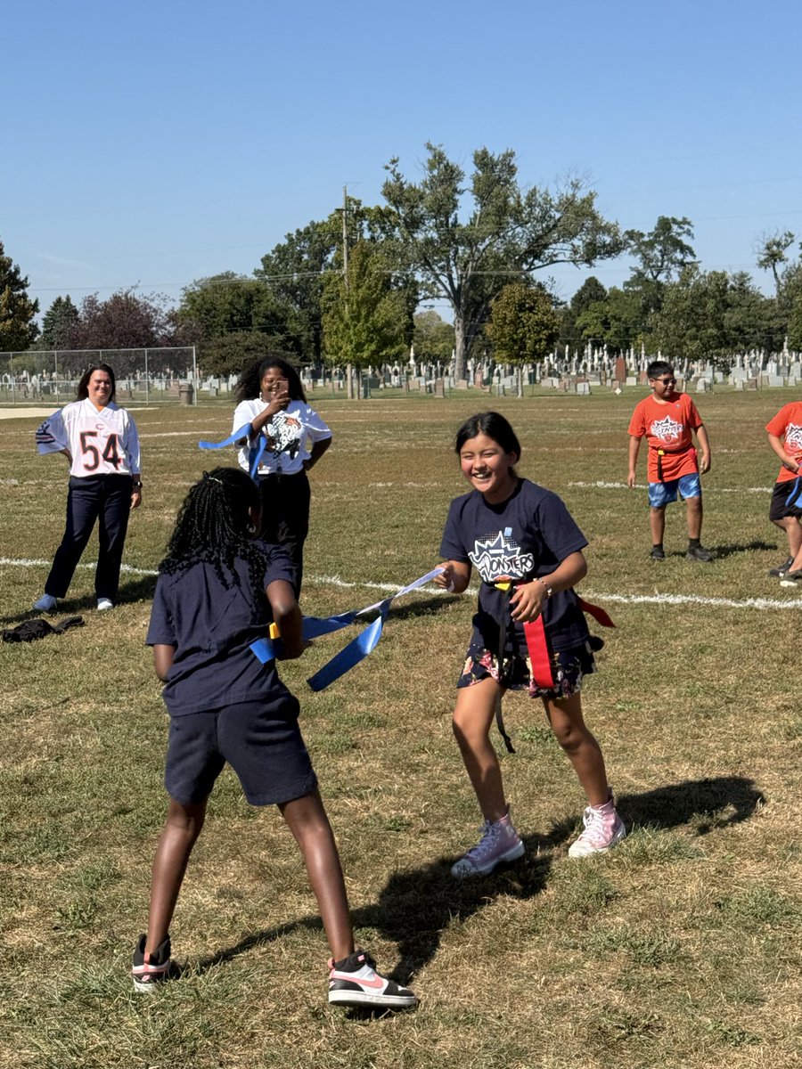 Thank you Mini Monsters for giving NW students the best experience! Seeing the smiles on the kids’ face was truly priceless. 🧡💙💛💚🏈 #BeEvergreen