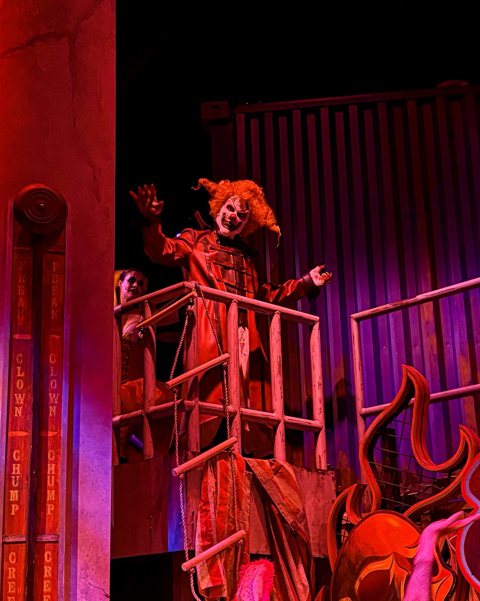 UnleashedVegas's tweet image. The life of my show-ghouls