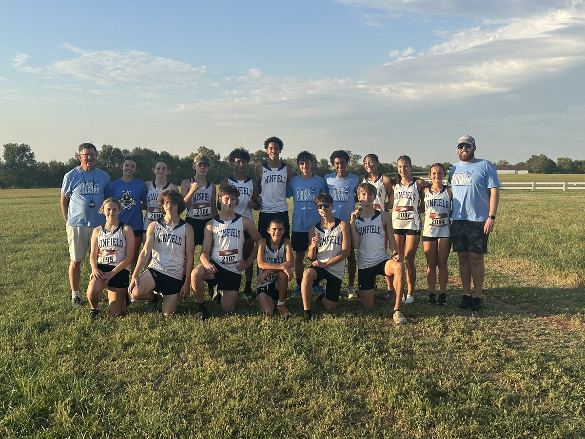 CoachBuffum97's tweet photo. Winfield did great at our home meet today!!! The girls placed first and the boys placed third!!! Way to go, Vikings!!! 💙🏃🏻‍♂️ https://t.co/5cycLhGcOF